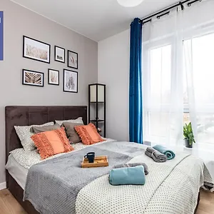 Superapart Nowy Sluzewiec, Next To Chopina Airport, Tor Sluzewiec, Aircondition , Warsaw Poland